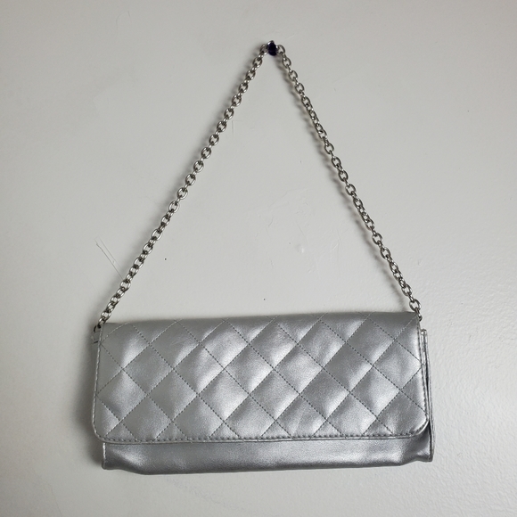 Celine Dion Sensational Silver Cushioned Bag - Picture 1 of 15